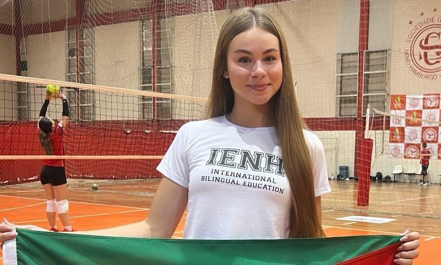Aluna da IENH é convocada para a Seleção Gaúcha Sub-16 de vôlei
