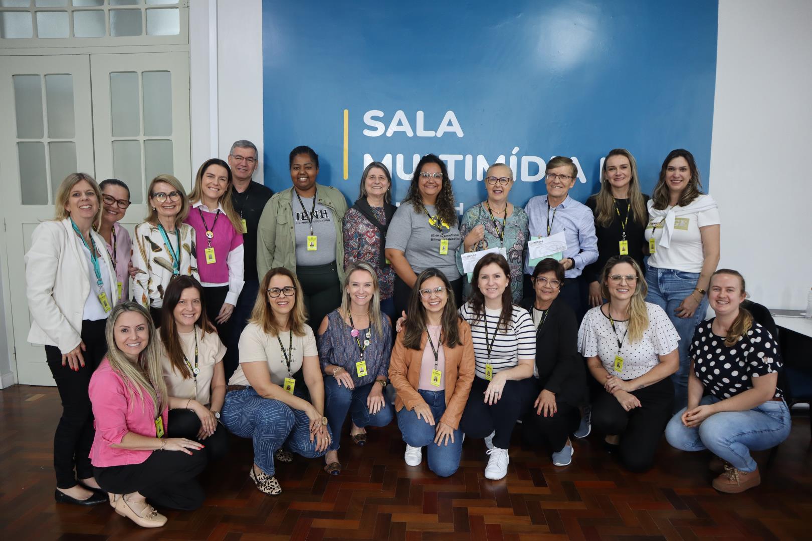 APF homenageia Direção da IENH pelo Dia do Diretor Escolar