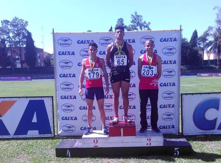 Atletismo da IENH conquista grandes resultados no Troféu Sogipa - Educação  Básica - Portal IENH