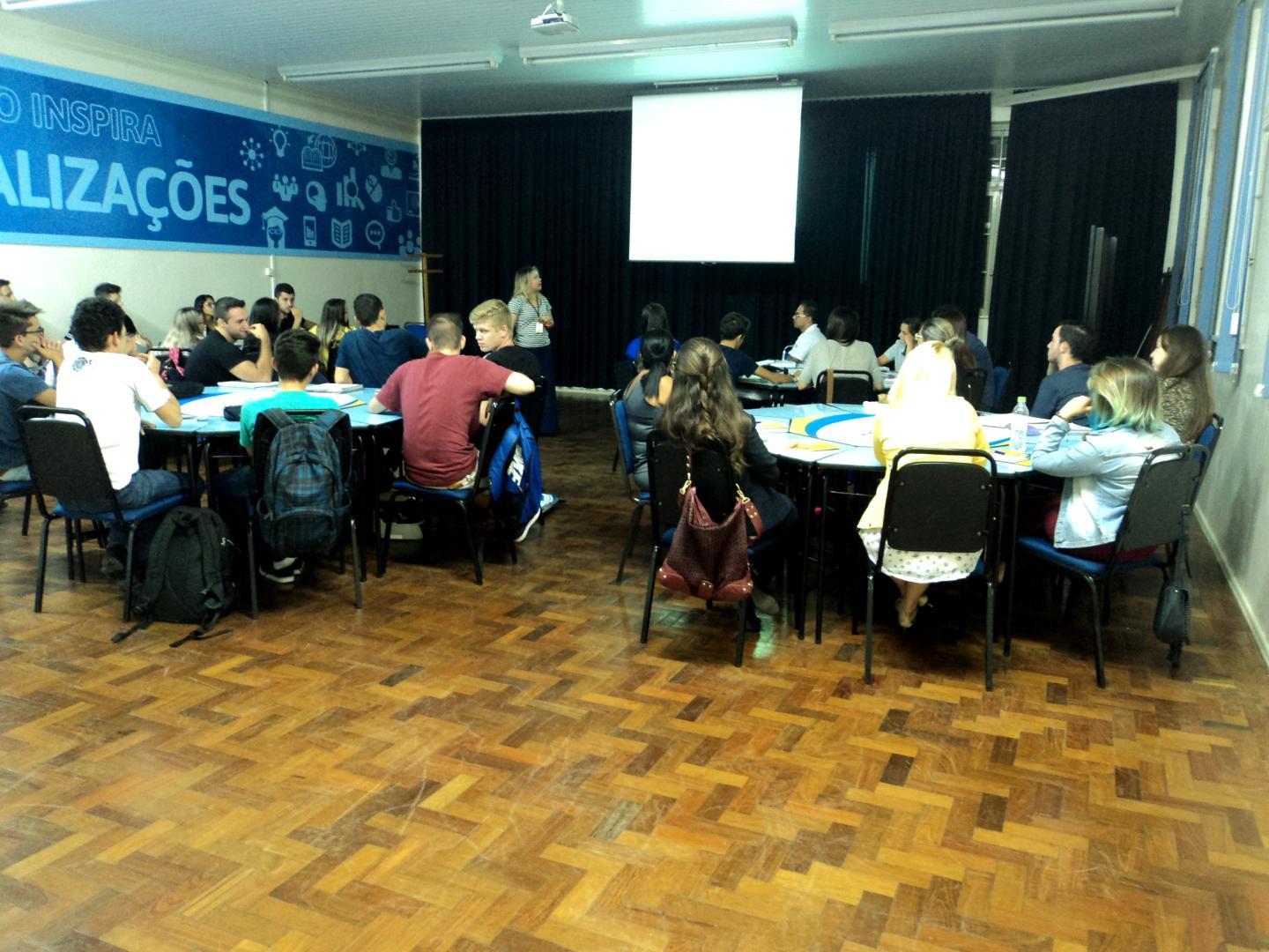 Aula aberta sobre marketing é promovida pela IENH