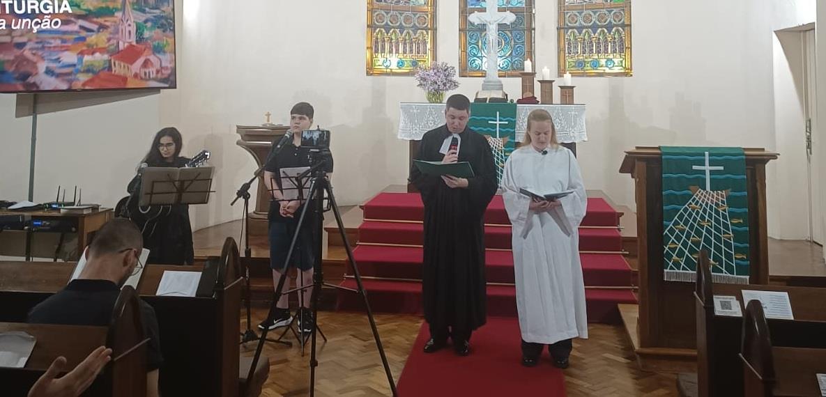 Comunidade Três Reis Magos e IENH realizam Culto especial de Setembro Amarelo 