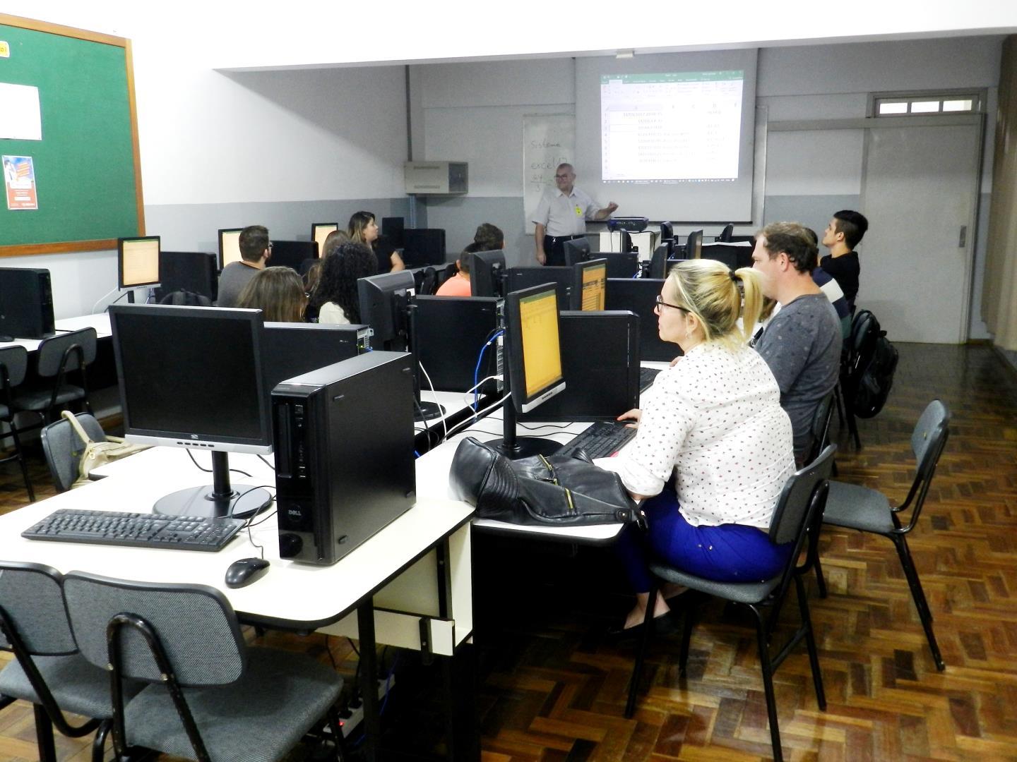 Curso de Extensão em Excel Intermediário inicia na IENH