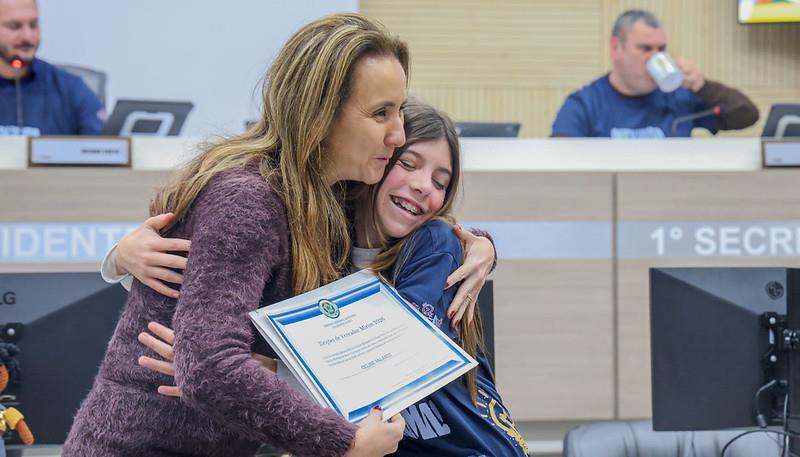 Estudantes da IENH participam da diplomação dos Vereadores Mirins 2026