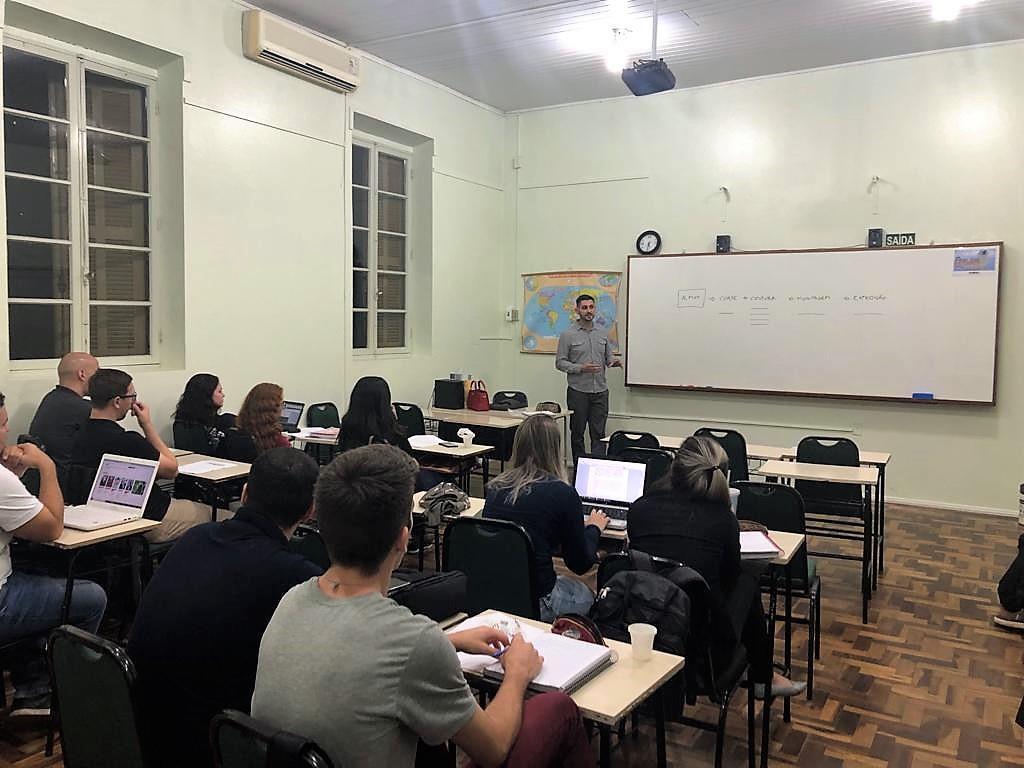 Faculdade IENH promove palestra sobre os “Efeitos trabalhistas na terceirização”