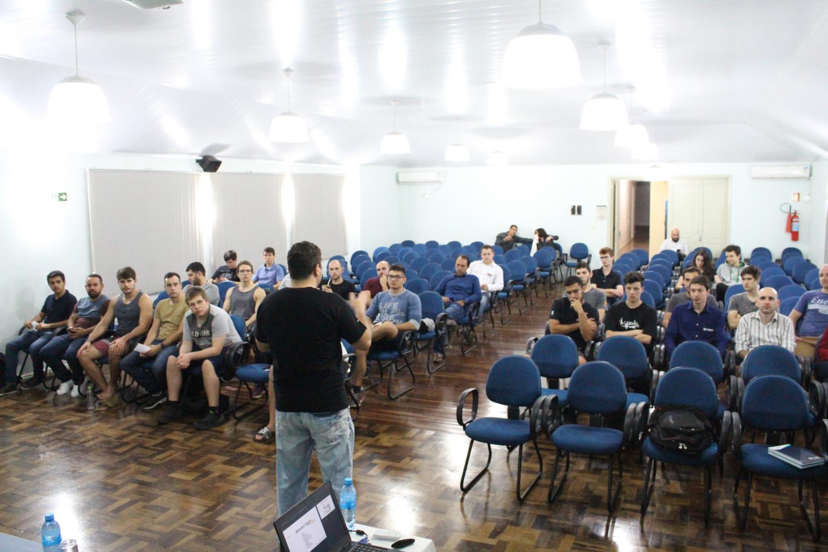 Faculdade IENH promove Semana da Informática