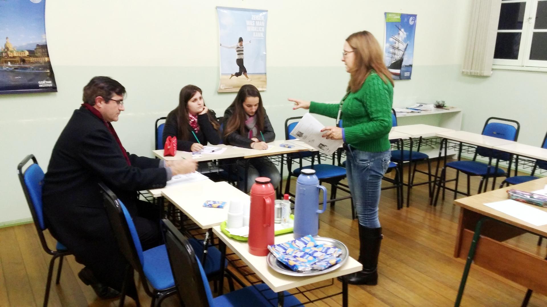 IENH Idiomas realiza aula aberta gratuita de Inglês