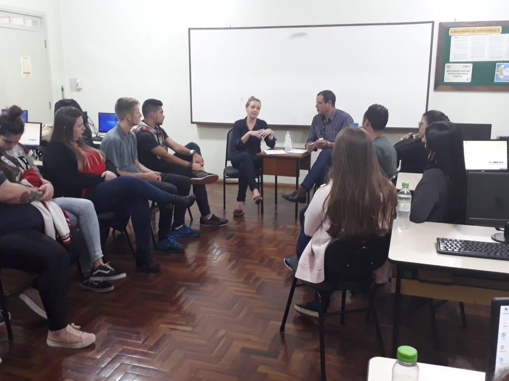 Importação e suas particularidades são discutidas em palestra na IENH