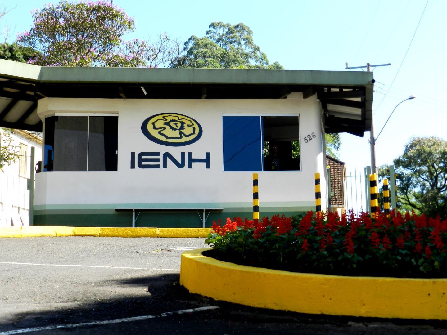 Indicadores apontam crescimento nas aprovações dos alunos da IENH em vestibulares federais