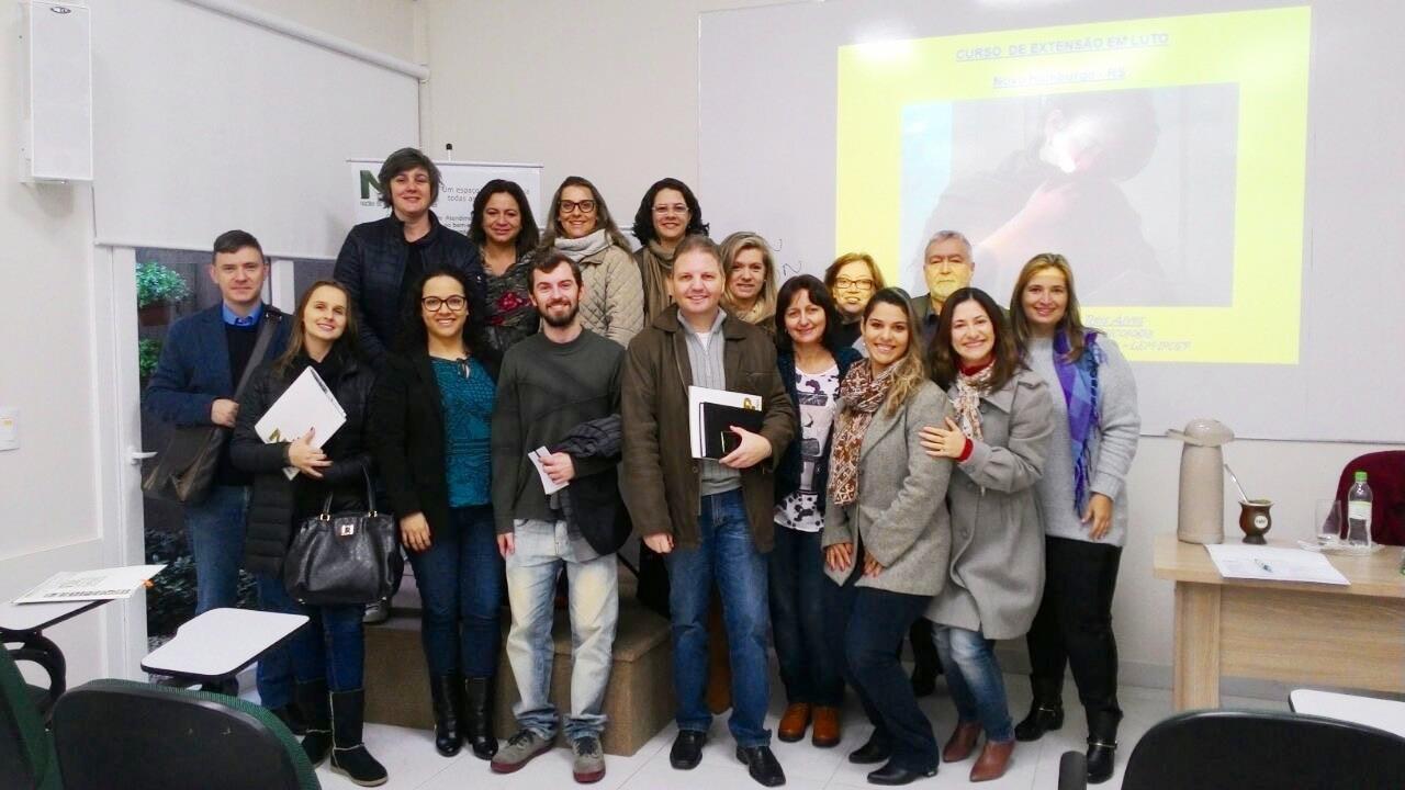 Iniciam as aulas do Curso de Extensão em Luto