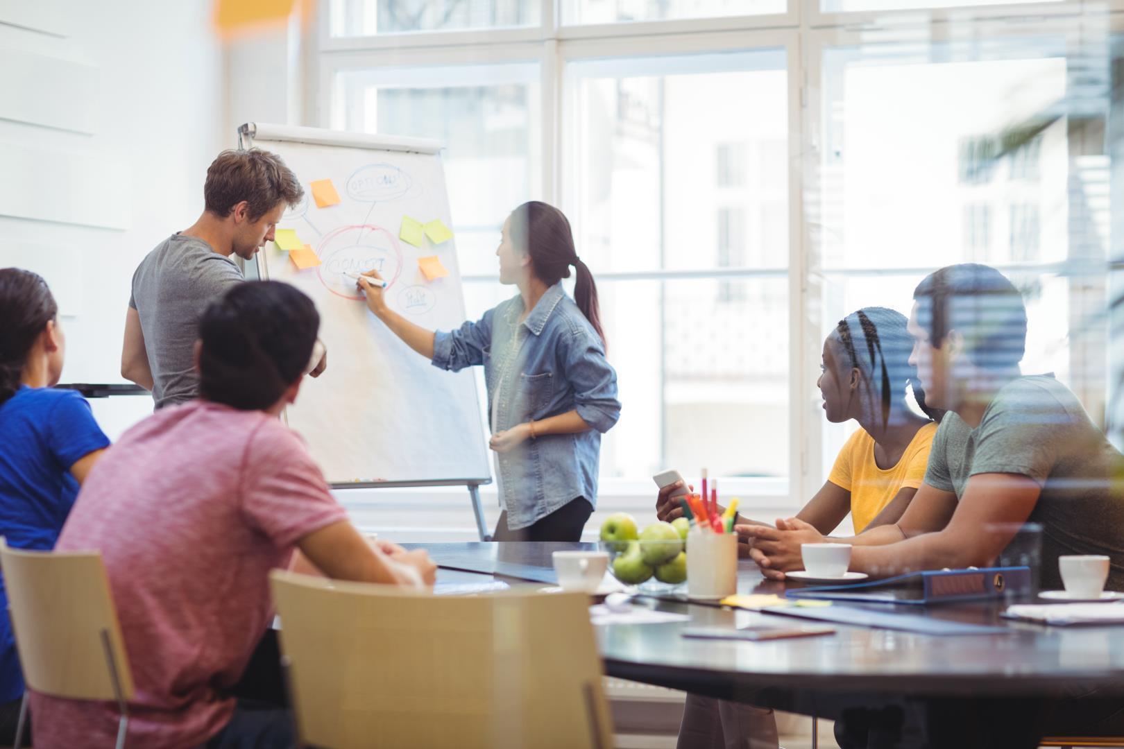 MBAs e Especializações com inscrições abertas na Faculdade IENH