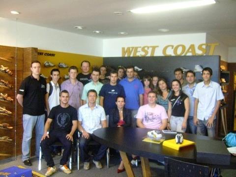 Estudantes do Curso Técnico em Marketing conhecem a empresa West Coast