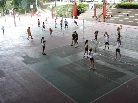 Equipes de Vôlei da IENH/ On Line realizam Peneira