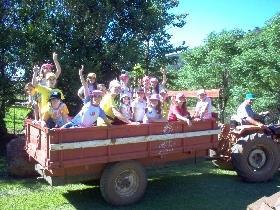 Alunos do Pindorama fazem passeio de estudos para o ECOVIV