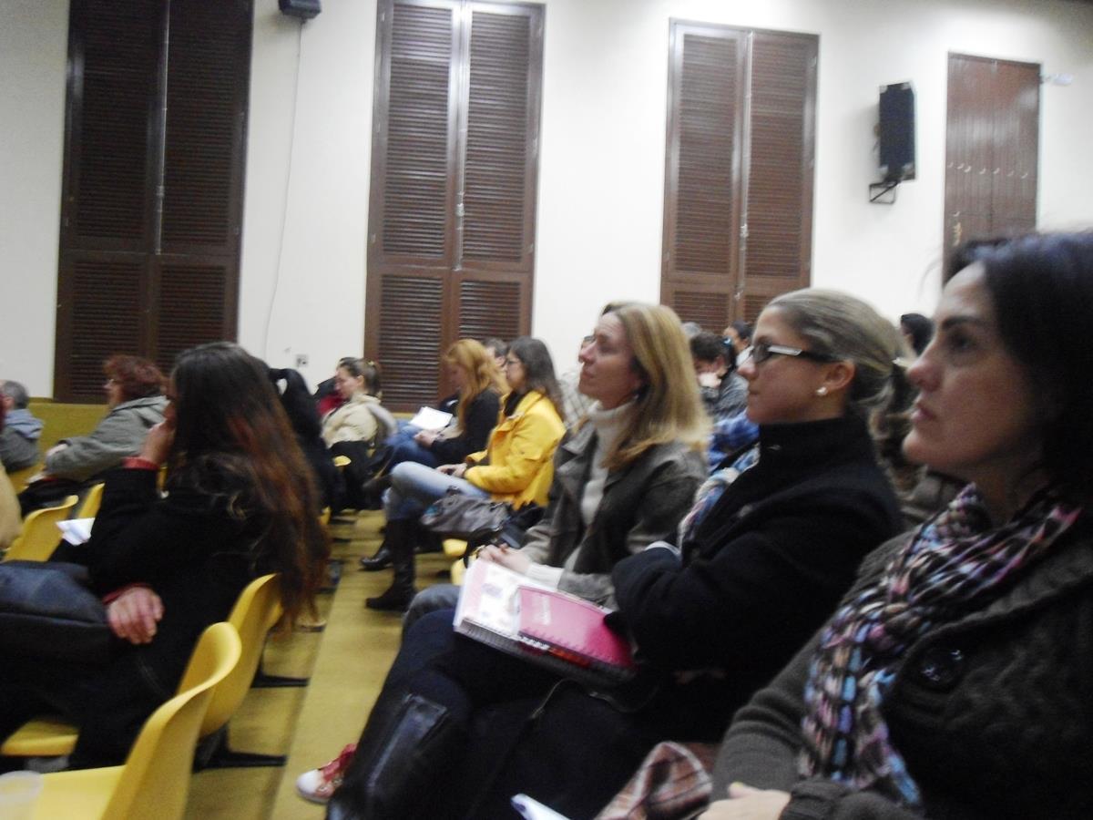 Professora da IENH participa de evento sobre Mediação Escolar