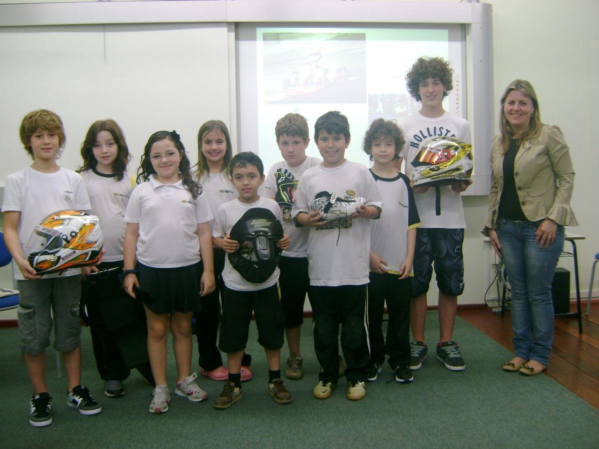 Agentes Mirins do Trânsito assistem palestra sobre Kart