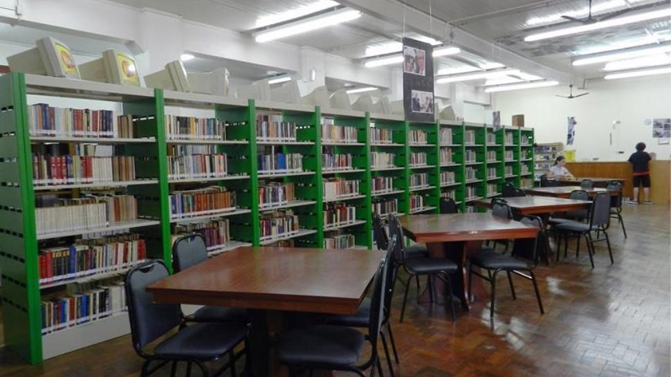 Bibliotecas da IENH somam um acervo de mais de 45 mil livros