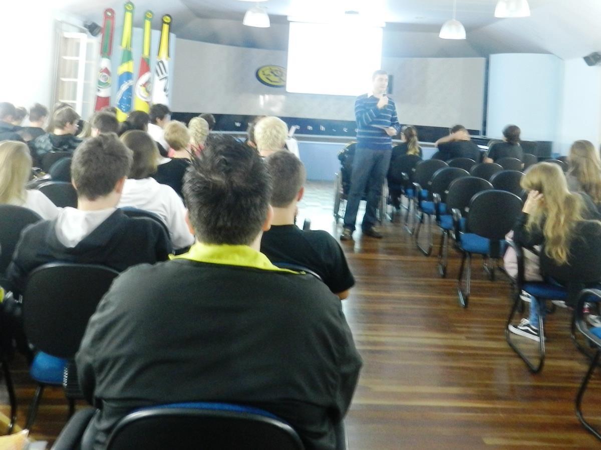 Meditações de Páscoa na Fundação Evangélica