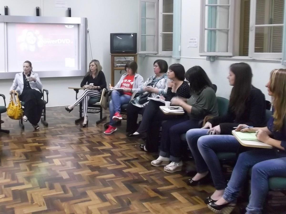 Curso de Psicologia da Faculdade IENH promove Cine-Fórum Curso de Psicologia da Faculdade IENH promove Cine-Fórum