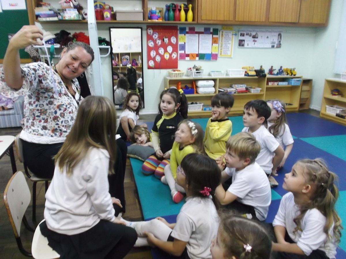 Tarefa de casa: ajudar a mãe