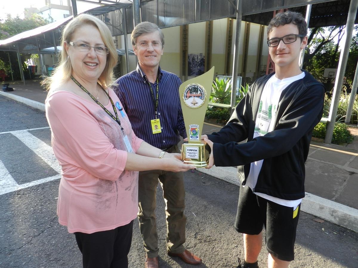 IENH é campeã do sub 13 masculino do Punhobol na Olimpíada Escolar Para Todos