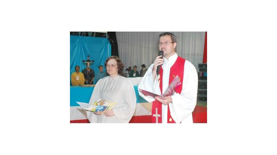 Pastor e Estagiária da Pastoral IENH participam do 19º CONGRENAJE
