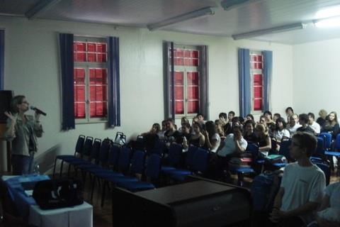 Redação é mais uma etapa na vida dos estudantes