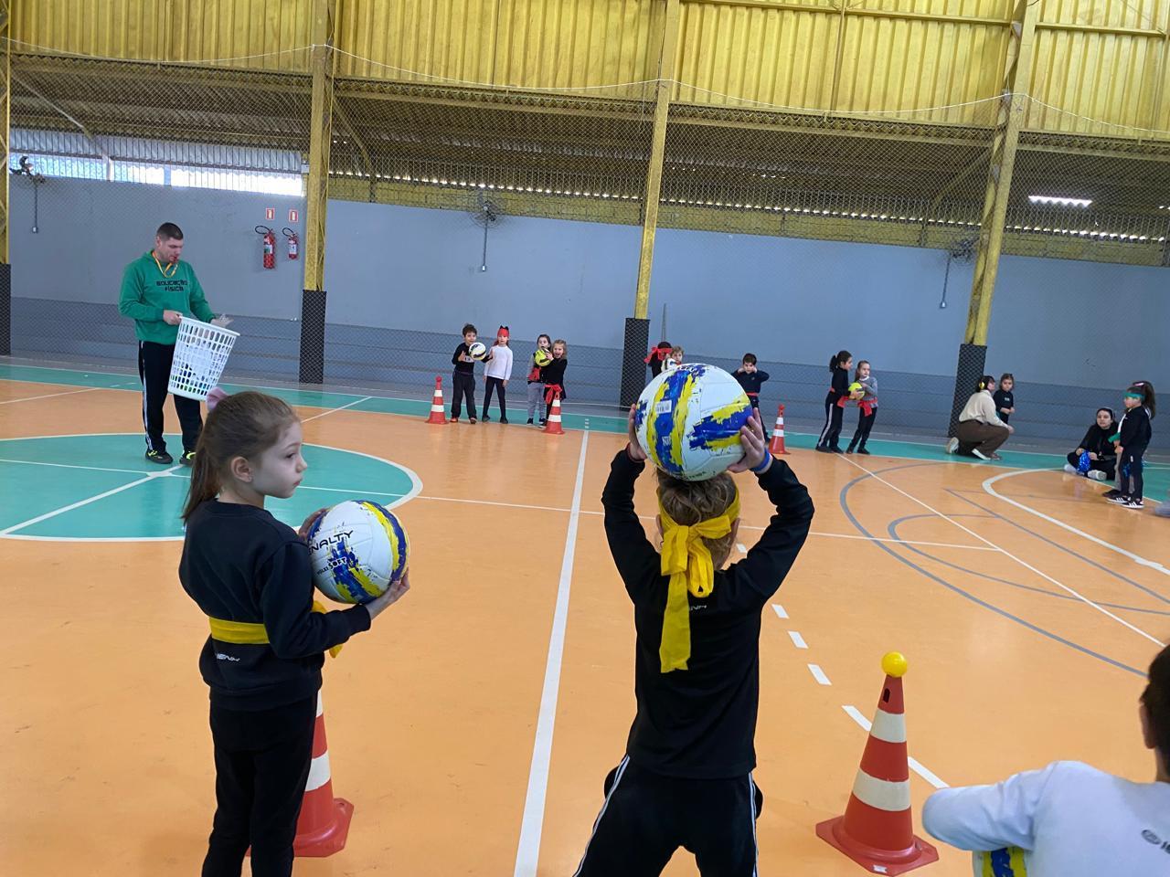 Olimpíadas do Oswaldo Cruz iniciam com integração e espírito esportivo