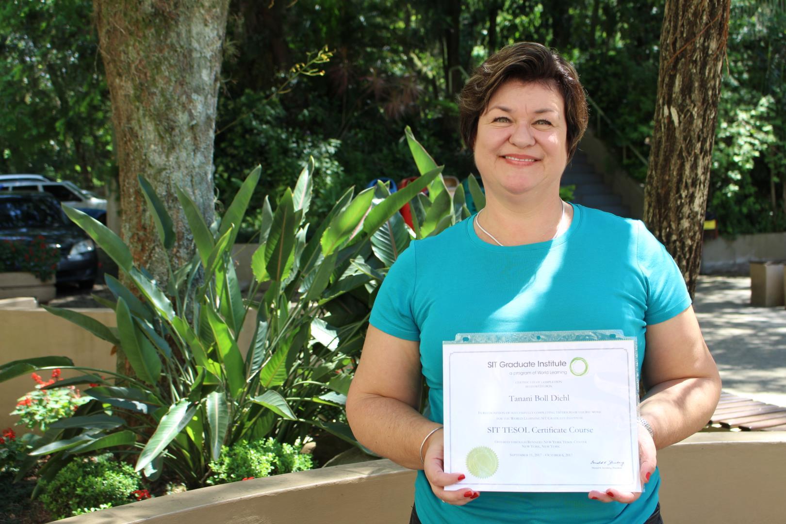 Professora do Currículo Bilíngue da IENH é a única brasileira a participar de curso internacional 