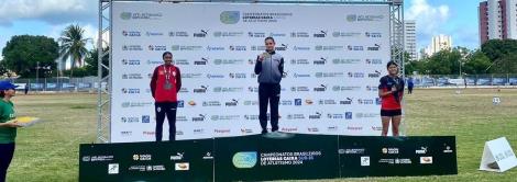  Atleta da IENH conquista a medalha de ouro no Campeonato Brasileiro de Atletismo