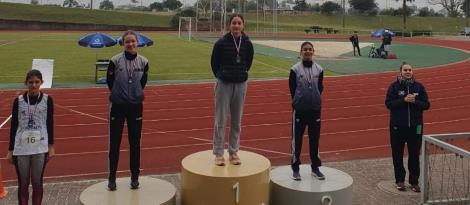 Atletismo da IENH conquista 17 medalhas no Troféu Lajeado