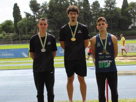 Equipes sub-20 da IENH são vice-campeãs Estaduais