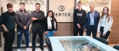 Estudantes dos Cursos Técnicos realizam visita técnica à Empresa Bertex