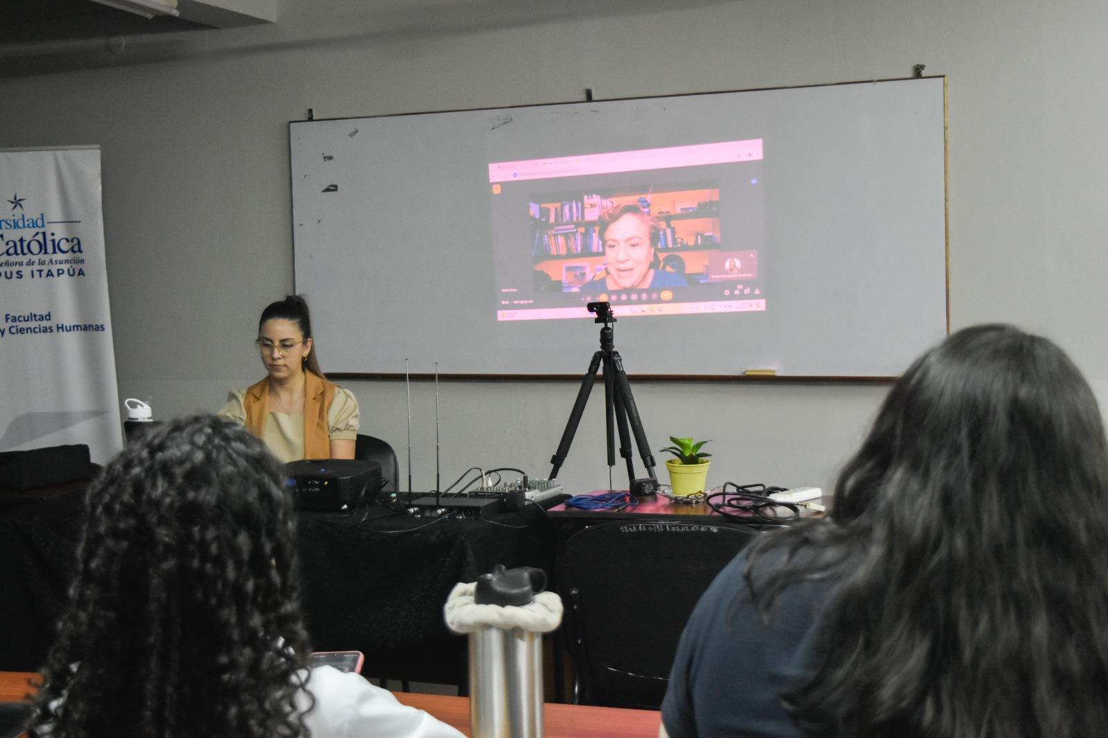 Faculdade IENH e UCI-Paraguai Realizam Aula Internacional sobre Primeiros Auxílios Psicológicos