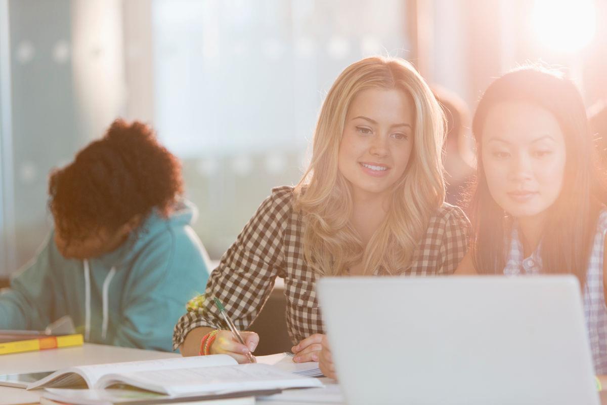 IENH abre matrículas para cursos de pós-graduação em diversas áreas