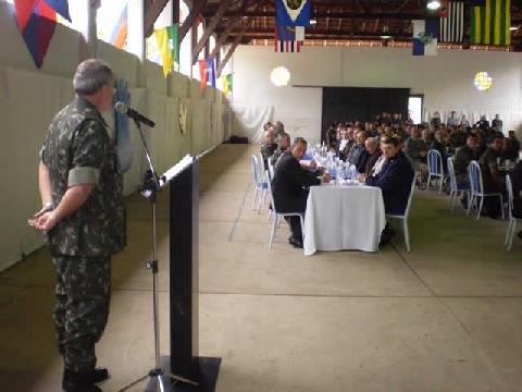 Professores e Estudantes da IENH participam de evento sobre Logística