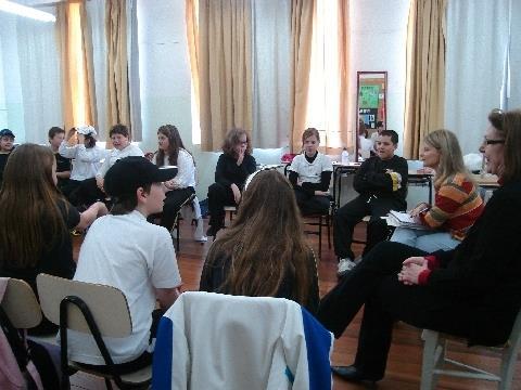 Alunos das 5ªs séries falam sobre infância e projetam futuro durante o Projeto Algo