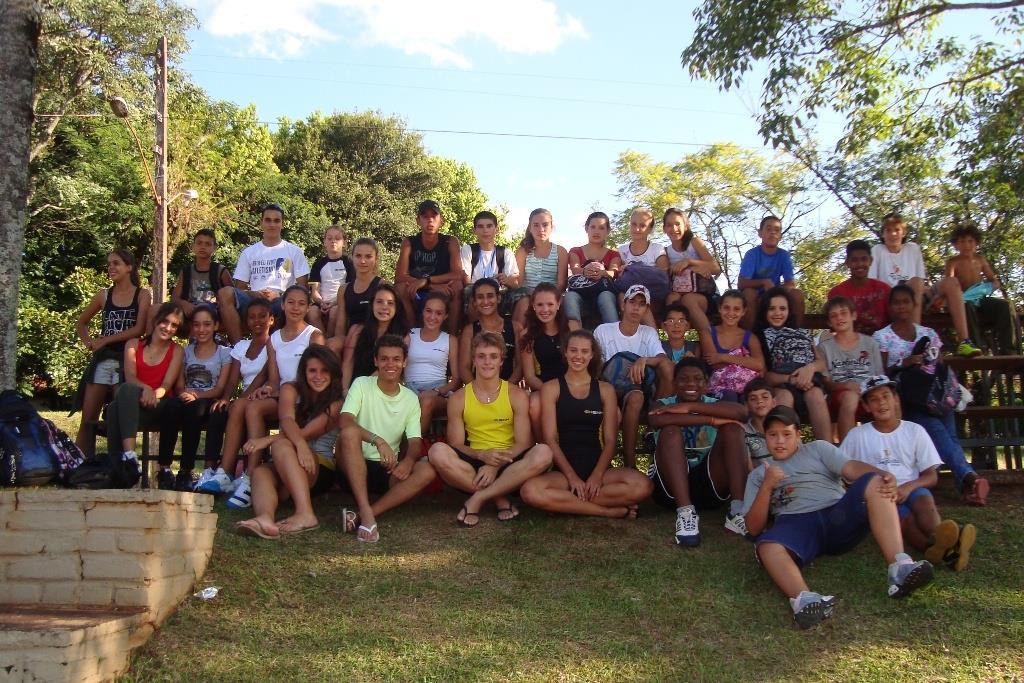 Atletismo da IENH conquista 14 medalhas