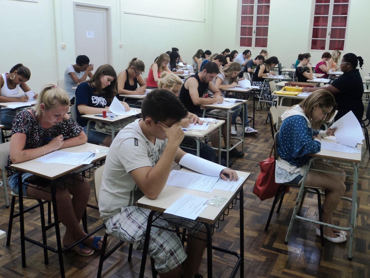 Bolsas de Estudo para Cursos Técnicos da IENH