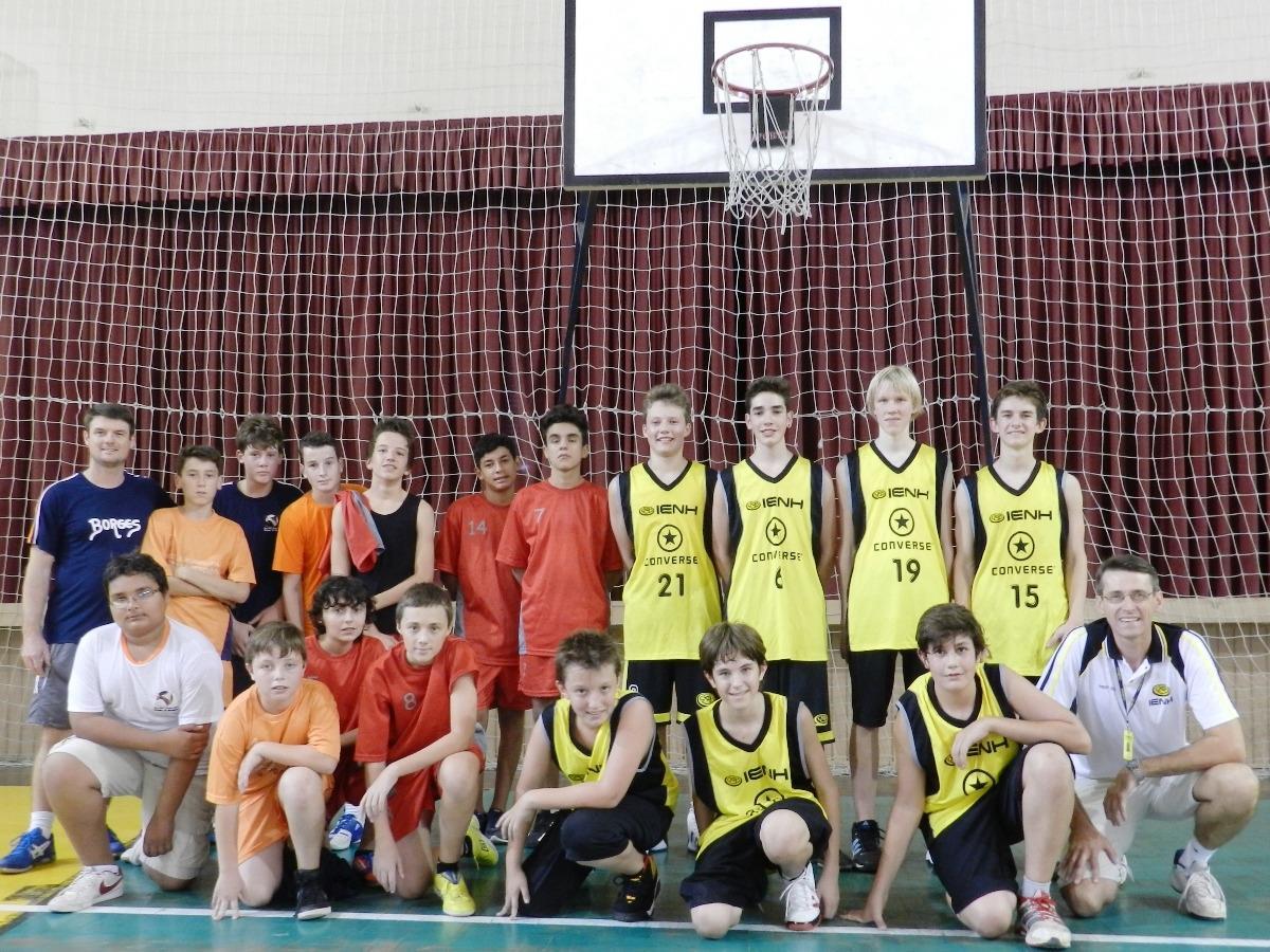 Amistoso de basquetebol sub-15 masculino