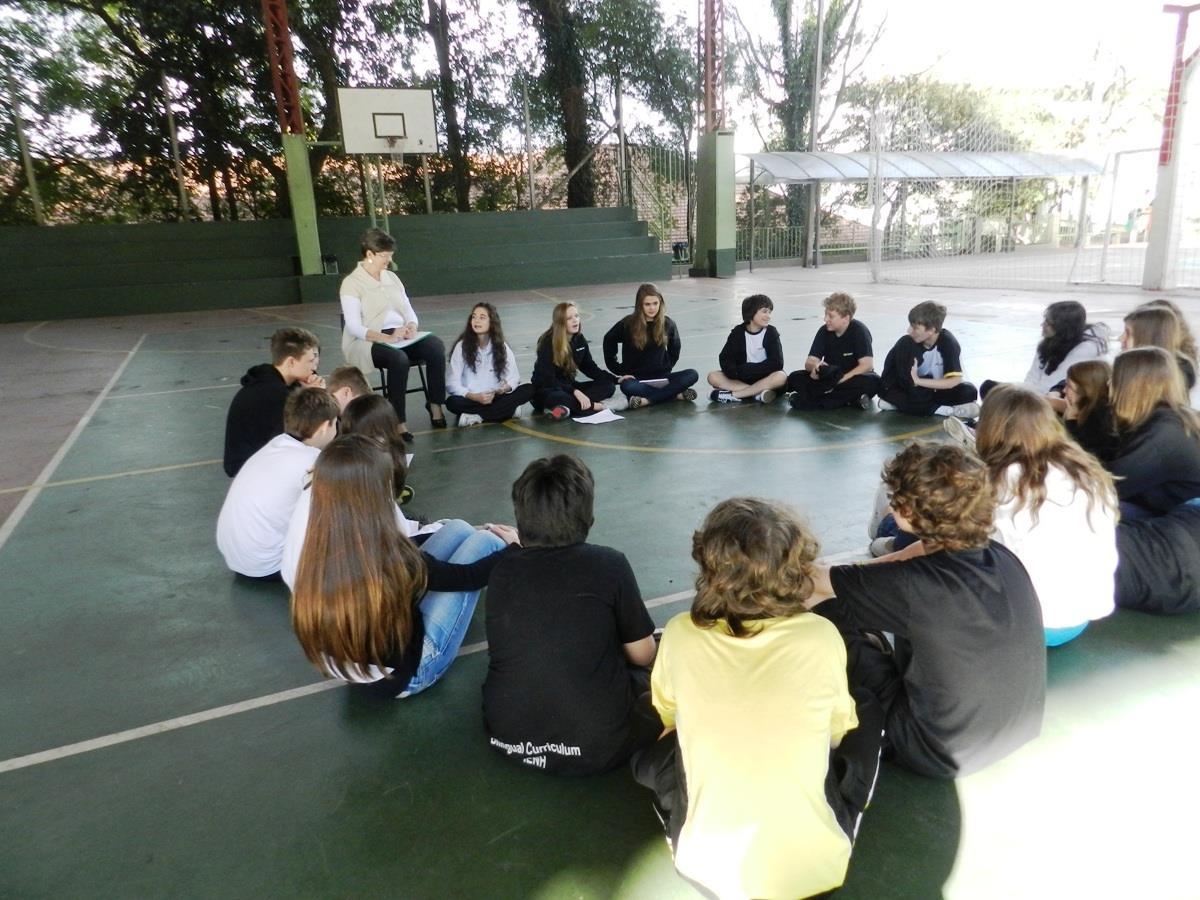Estudantes compartilham histórias familiares