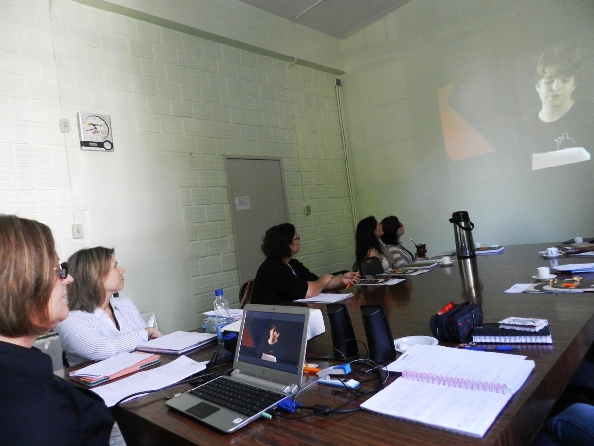 IENH sedia Encontro de Supervisoras das Escolas Comunitárias