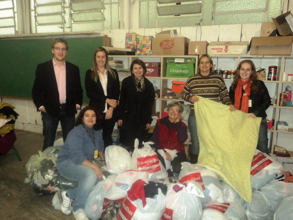 Entremalhas doa 200 quilos de retalhos para Projeto da IENH
