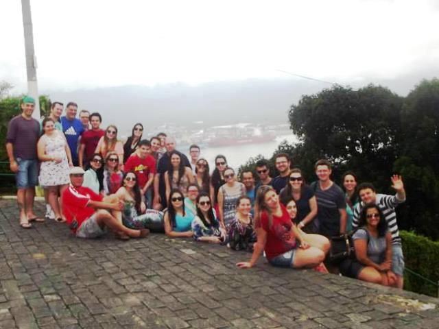 Estudantes dos Cursos Técnicos e da Faculdade IENH realizam visita ao Porto de Santos