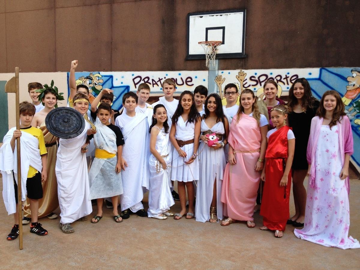 Estudantes do 6º ano participam de Um dia de Grego