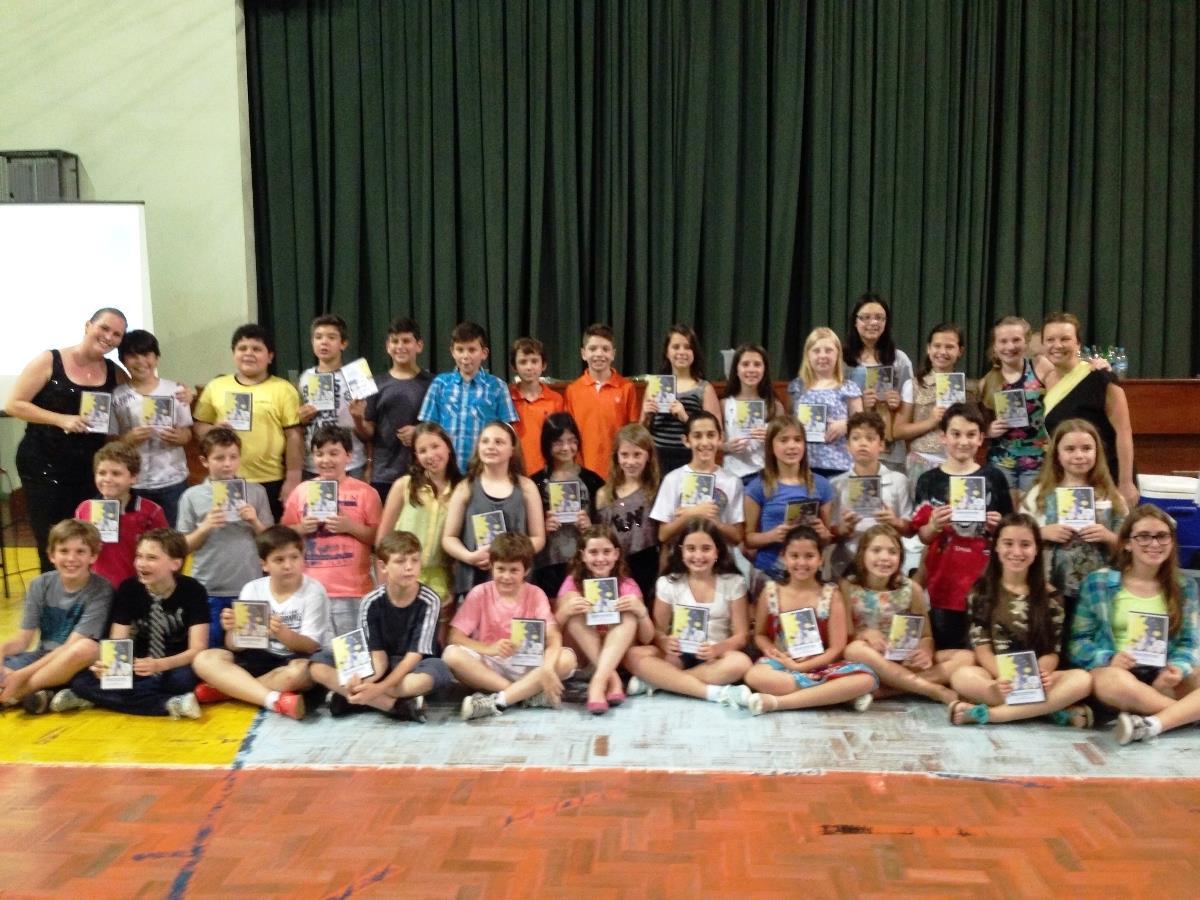 Alunos dos 5ºs anos lançam Livro Digital