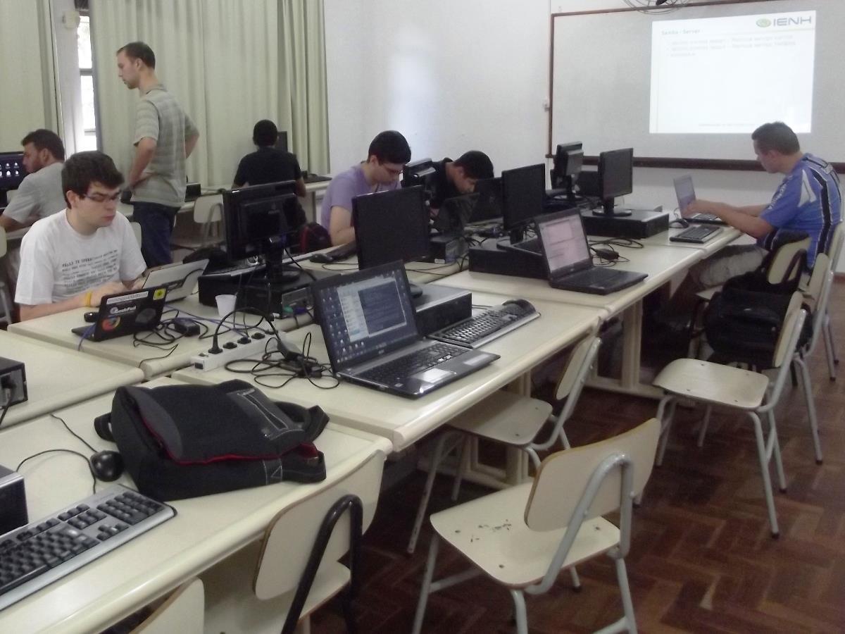 Curso de Extensão em Administração de Servidores Linux