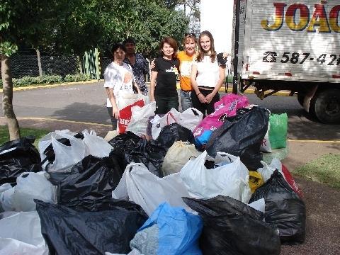 IENH arrecada mais de 2000 itens para desabrigados da enchente do Rio dos Sinos