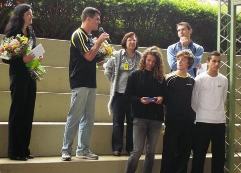 Homenagem aos atletas medalhistas no Campeonato Brasileiro sub-17