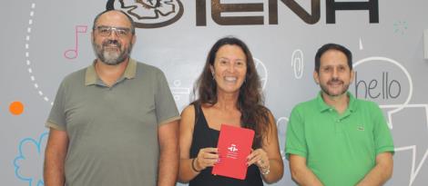 Representantes do Instituto Cervantes visitam a IENH para conversar sobre possível parceria